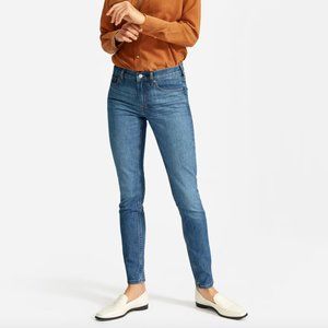 EVERLANE mid rise medium wash skinny jeans